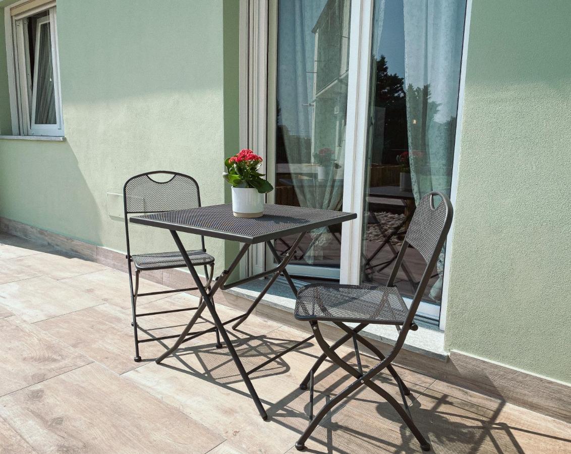 Wellhome Asti Bagian luar foto