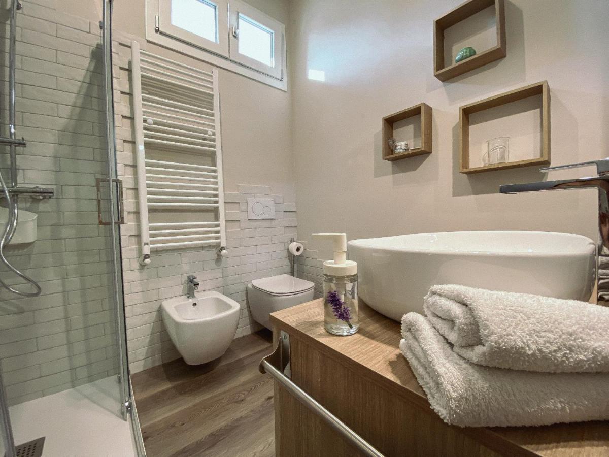 Wellhome Asti Bagian luar foto