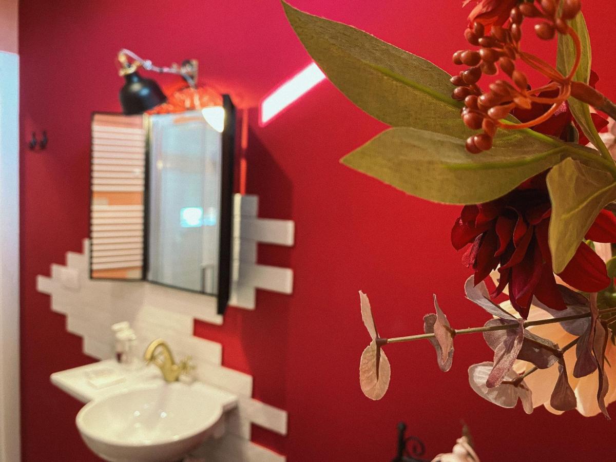 Wellhome Asti Bagian luar foto