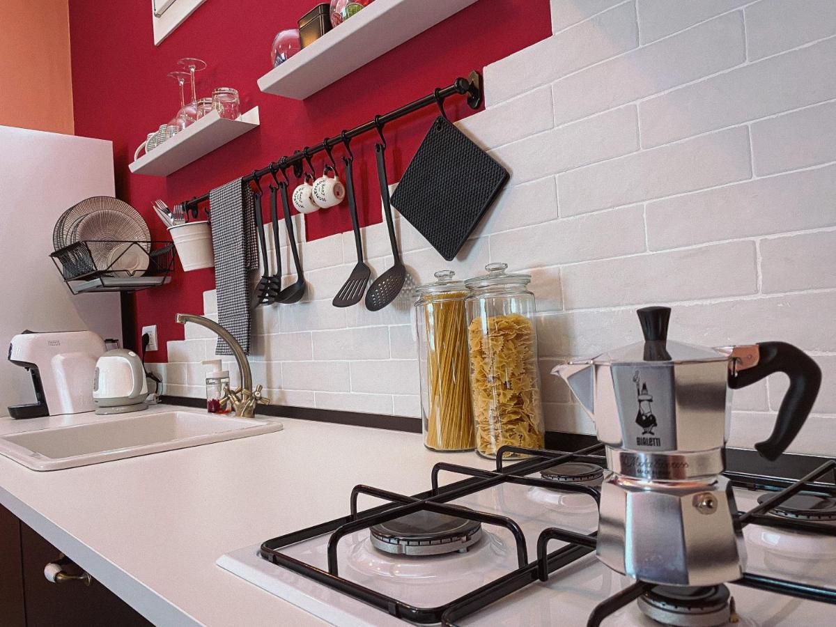 Wellhome Asti Bagian luar foto