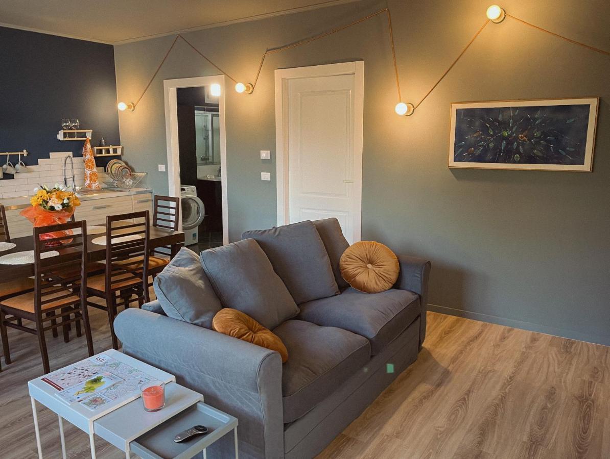 Wellhome Asti Bagian luar foto